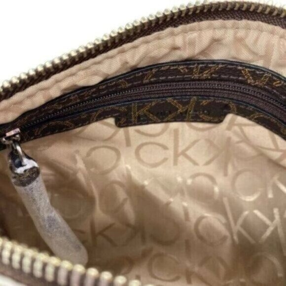 Calvin Klein Ruby Cylinder Crossbody Bag New - Picture 13 of 14